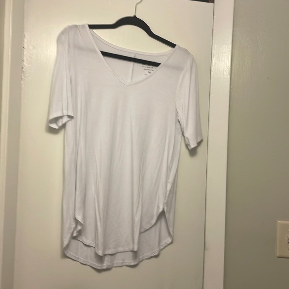 Torrid white t